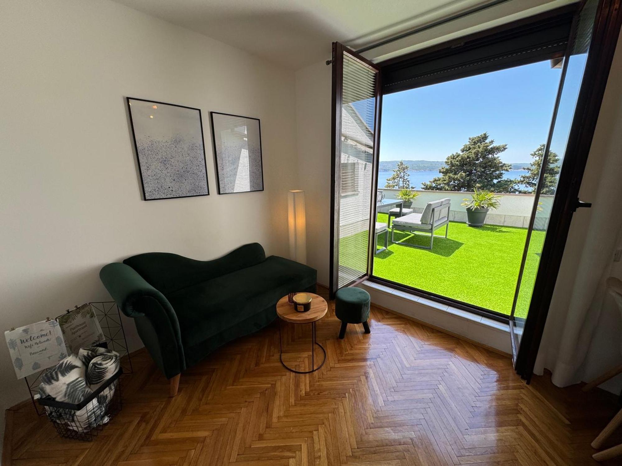 Penthouse Apartment Crikvenica Eksteriør bilde